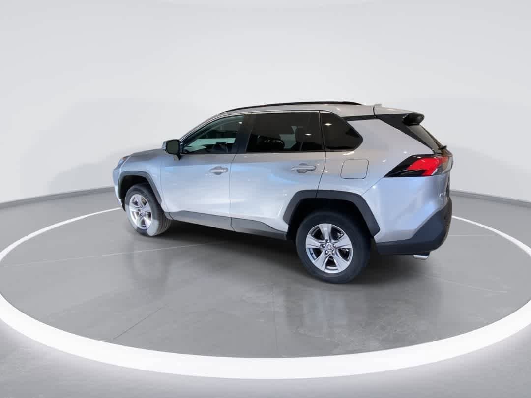 Thumbnail: 2024 Toyota RAV4 - 6