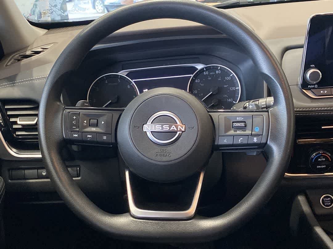 Thumbnail: 2022 Nissan Rogue - 17