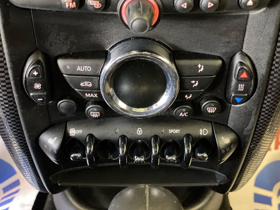 Thumbnail: 2016 MINI Cooper Countryman - 19