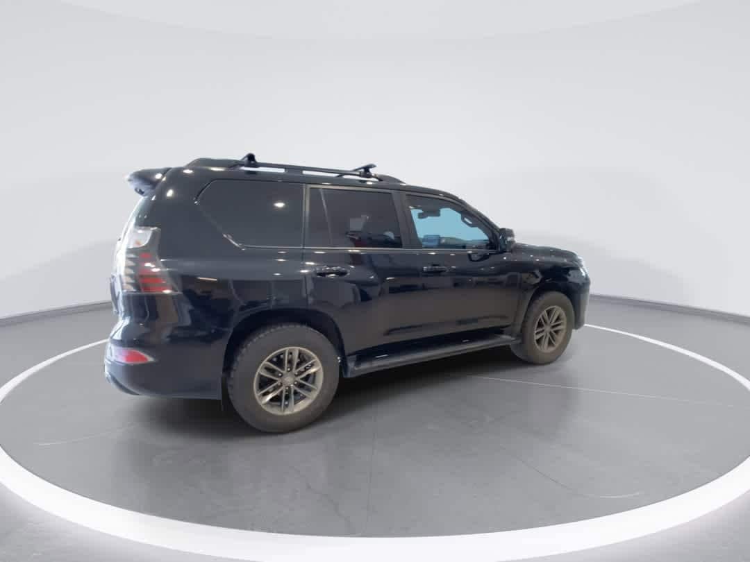 Thumbnail: 2023 Lexus GX - 8