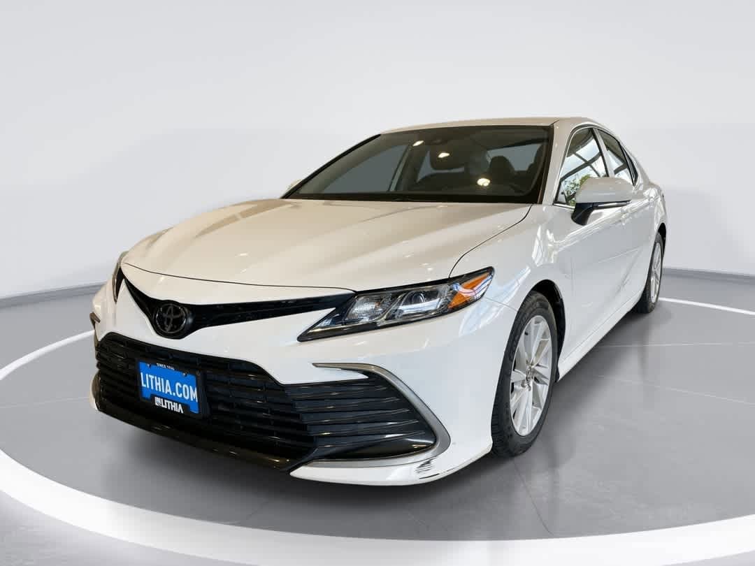 Thumbnail: 2022 Toyota Camry - 1