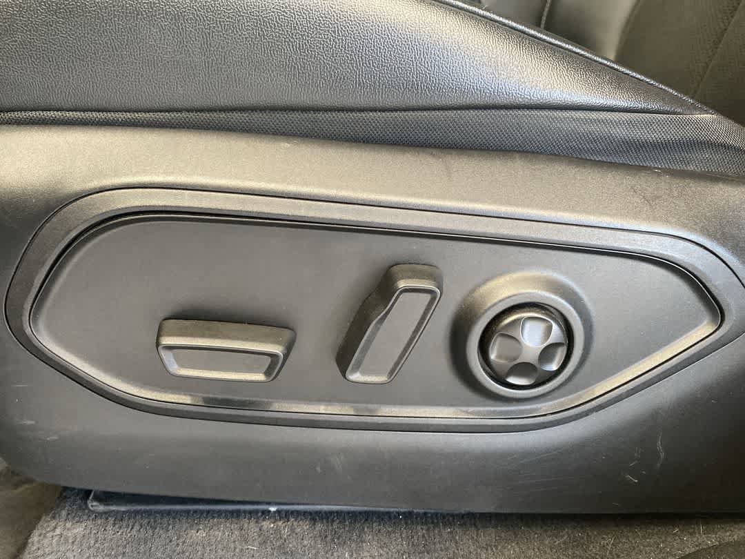 Thumbnail: 2024 Jeep Grand Cherokee L - 15