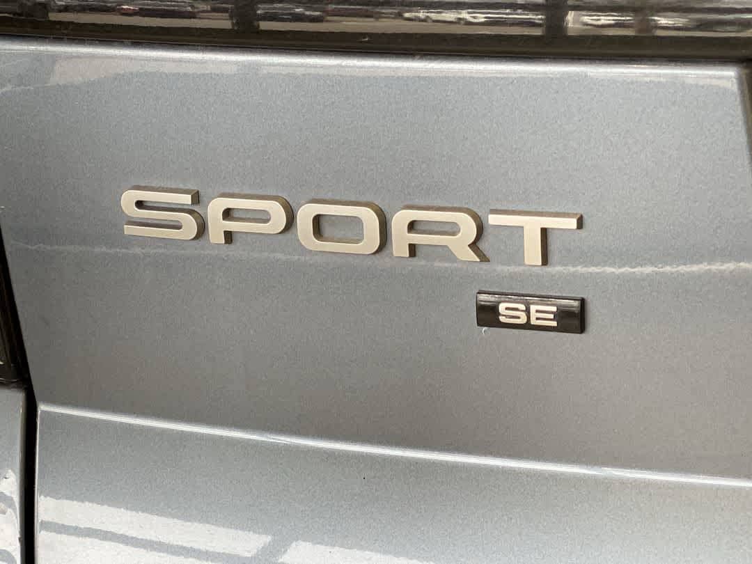 Thumbnail: 2021 Land Rover Range Rover Sport - 11