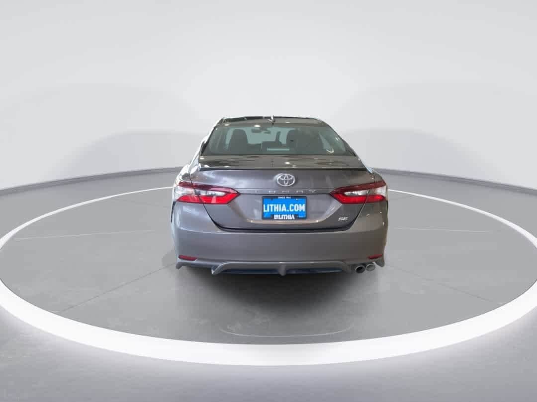 Thumbnail: 2021 Toyota Camry - 7