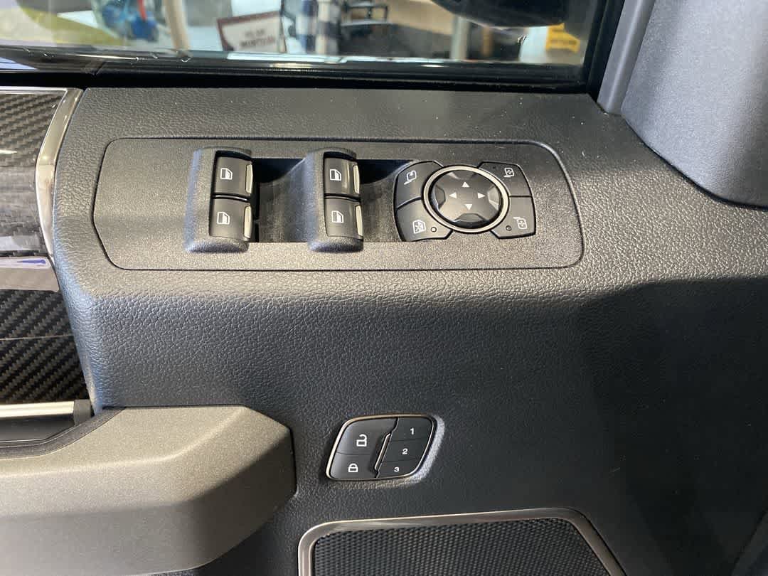 Thumbnail: 2019 Ford F-150 - 13