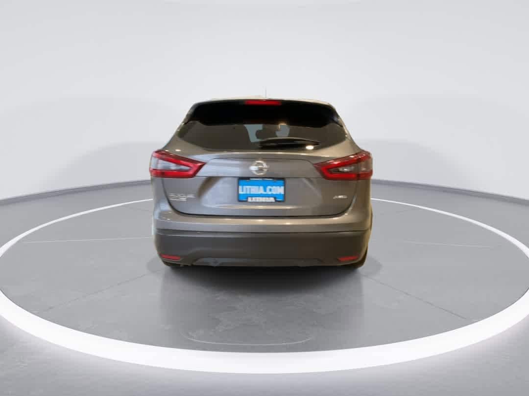 Thumbnail: 2021 Nissan Rogue Sport - 7