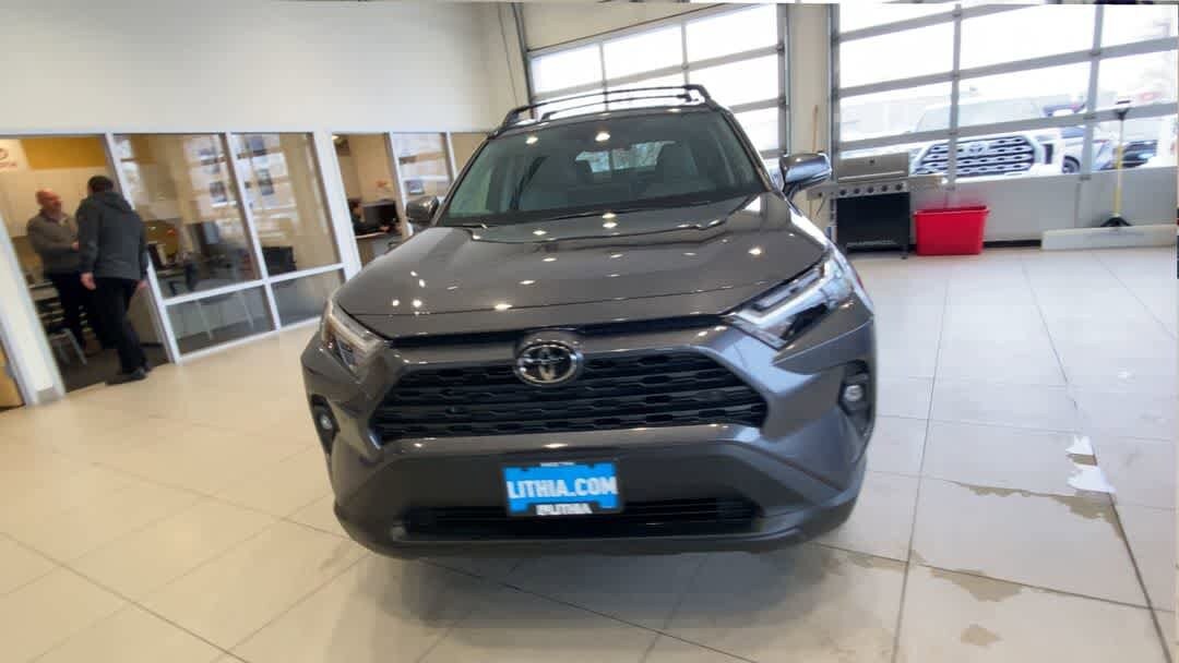 2025 Toyota RAV4 XLE Premium photo 2