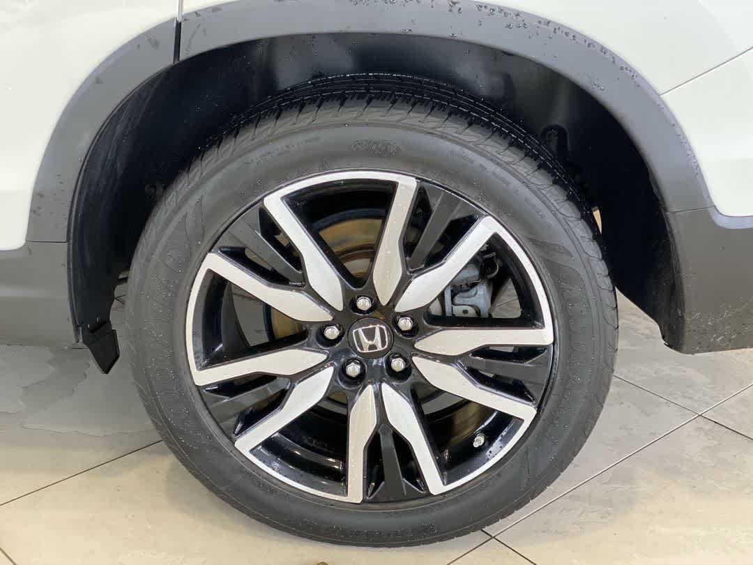 Thumbnail: 2019 Honda Pilot - 13