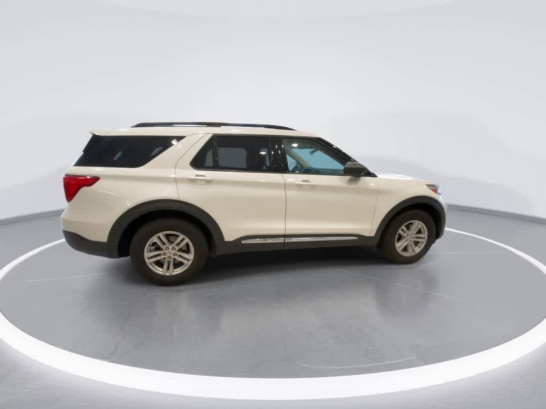 Thumbnail: 2020 Ford Explorer - 9