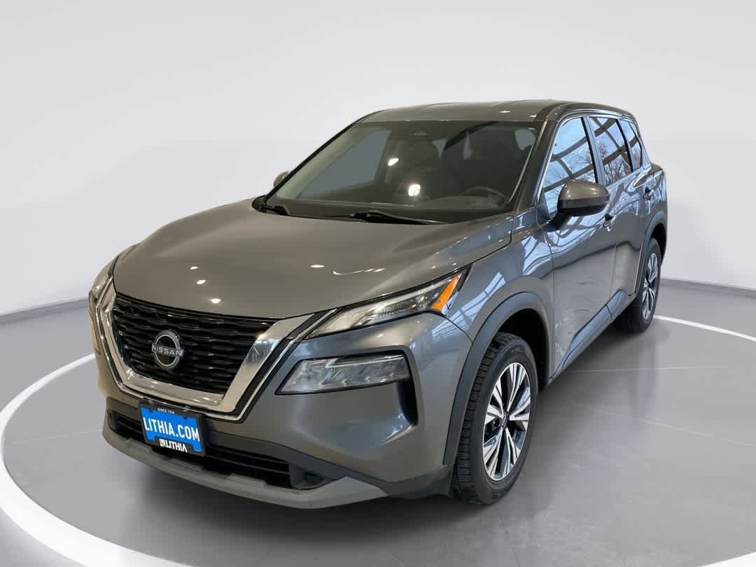 2022 Nissan Rogue SV's photo