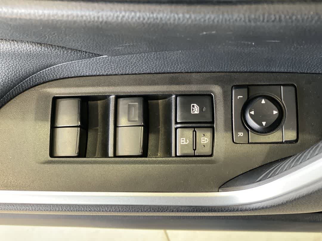 Thumbnail: 2024 Toyota RAV4 - 16