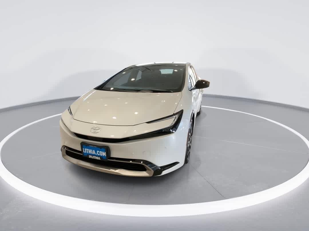 Thumbnail: 2026 Toyota Prius - 3