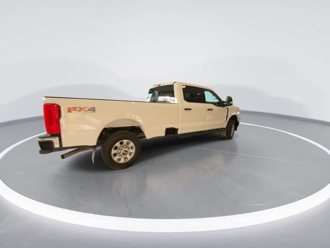 Thumbnail: 2023 Ford F-350 - 8