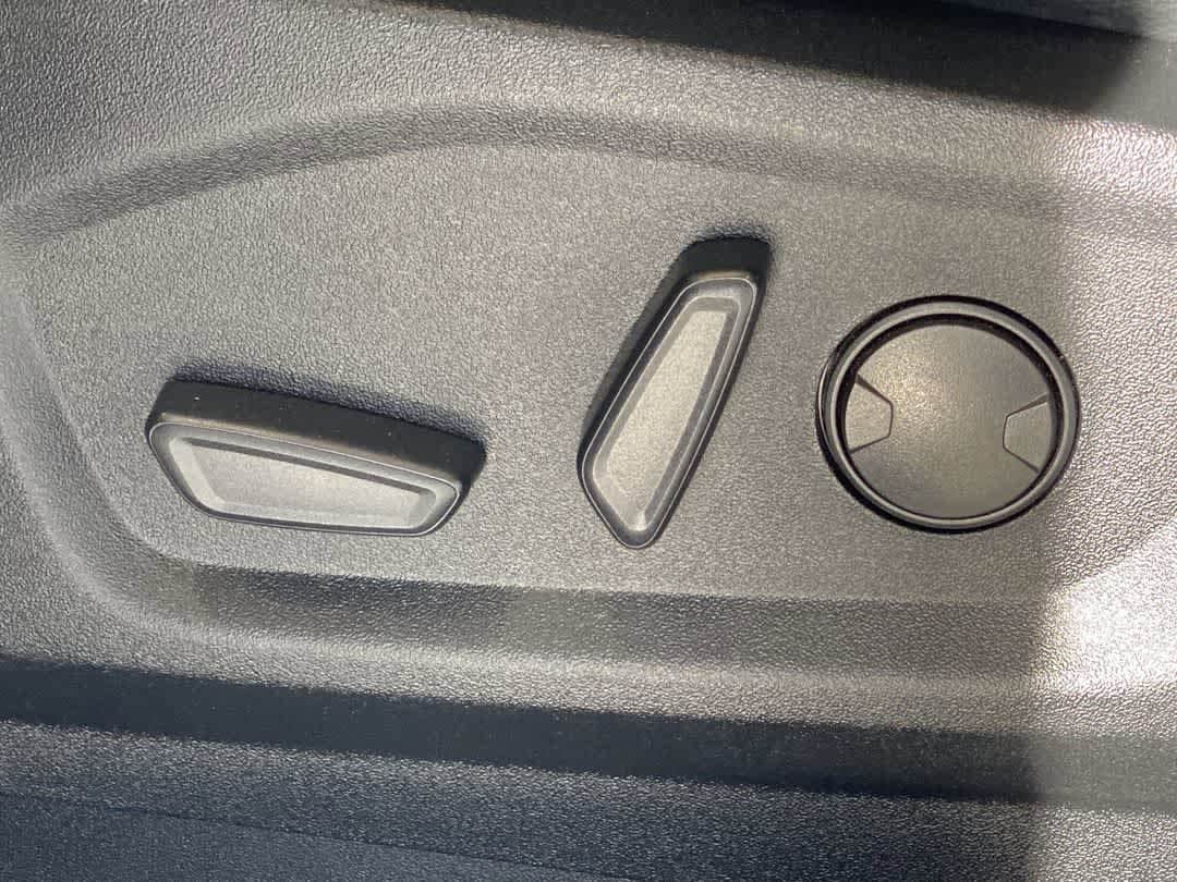 Thumbnail: 2024 Ford Edge - 15