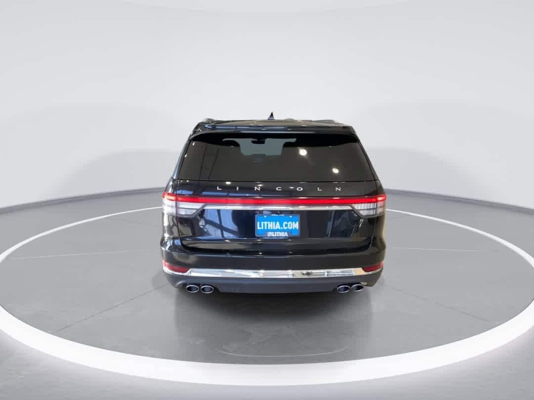 Thumbnail: 2022 Lincoln Aviator - 7