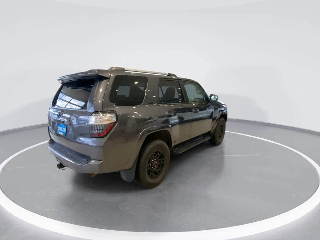 Thumbnail: 2023 Toyota 4Runner - 8