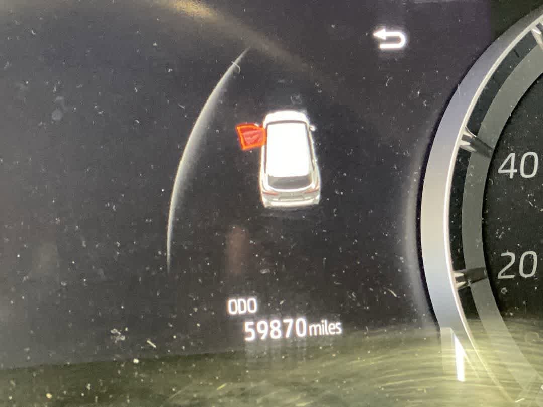 Thumbnail: 2024 Toyota Highlander - 18