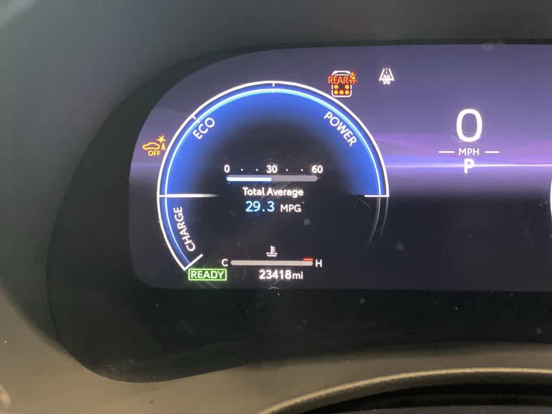 Thumbnail: 2023 Toyota Highlander - 17