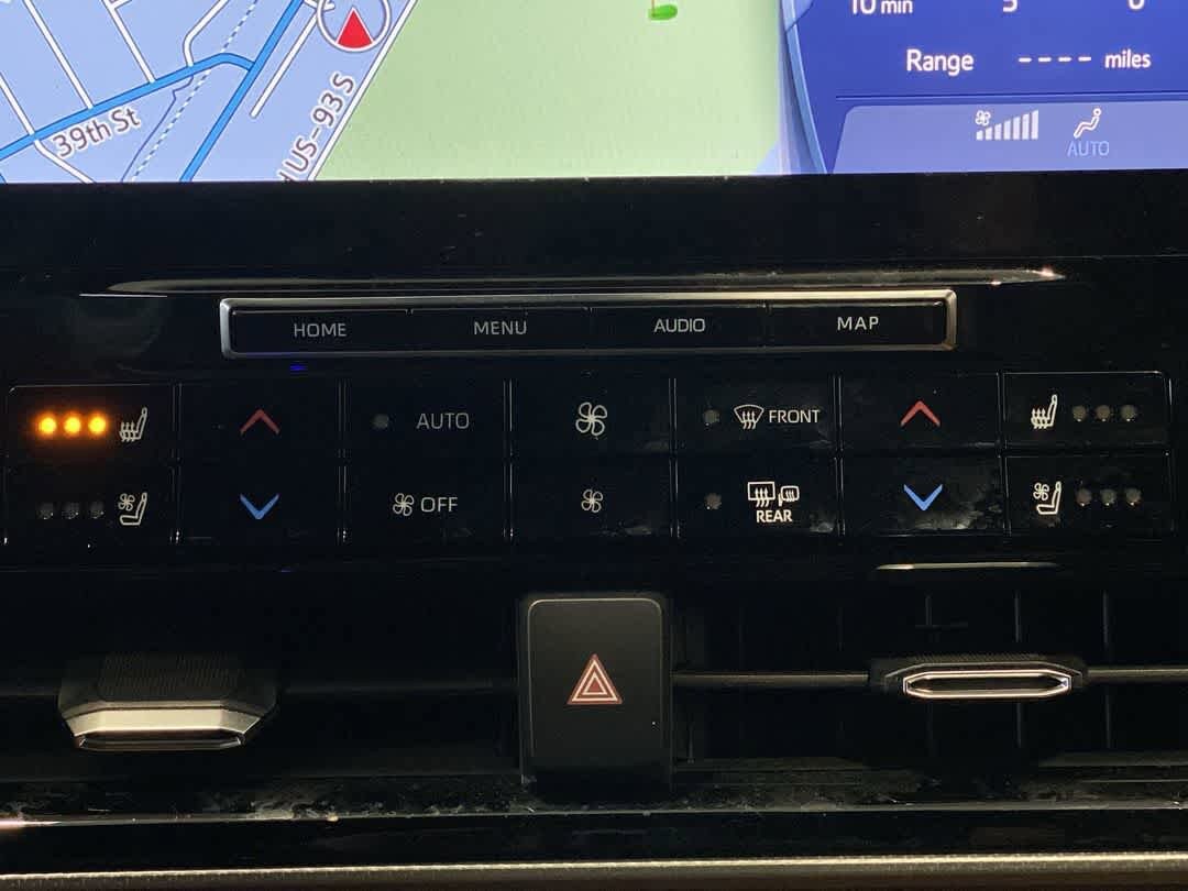 Thumbnail: 2020 Toyota Highlander - 22