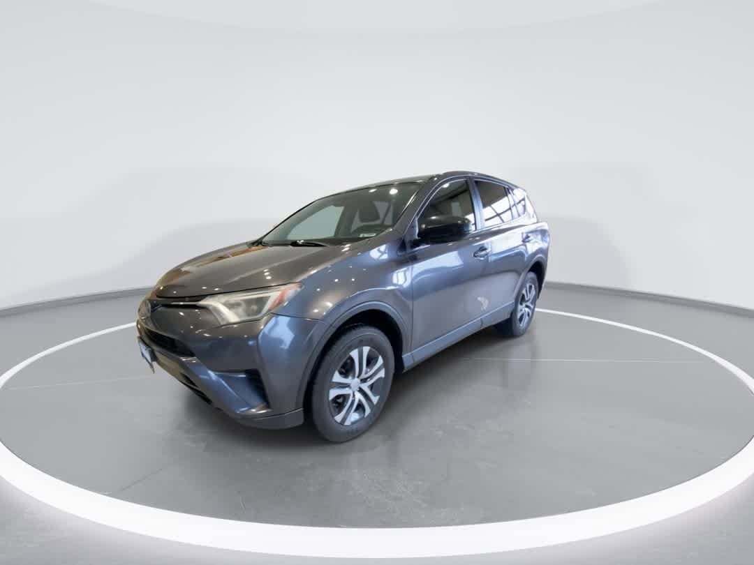 Thumbnail: 2018 Toyota RAV4 - 4