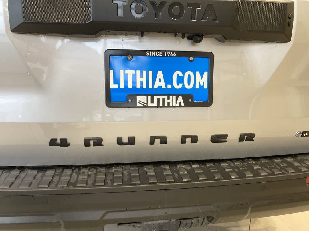 Thumbnail: 2025 Toyota 4Runner - 12