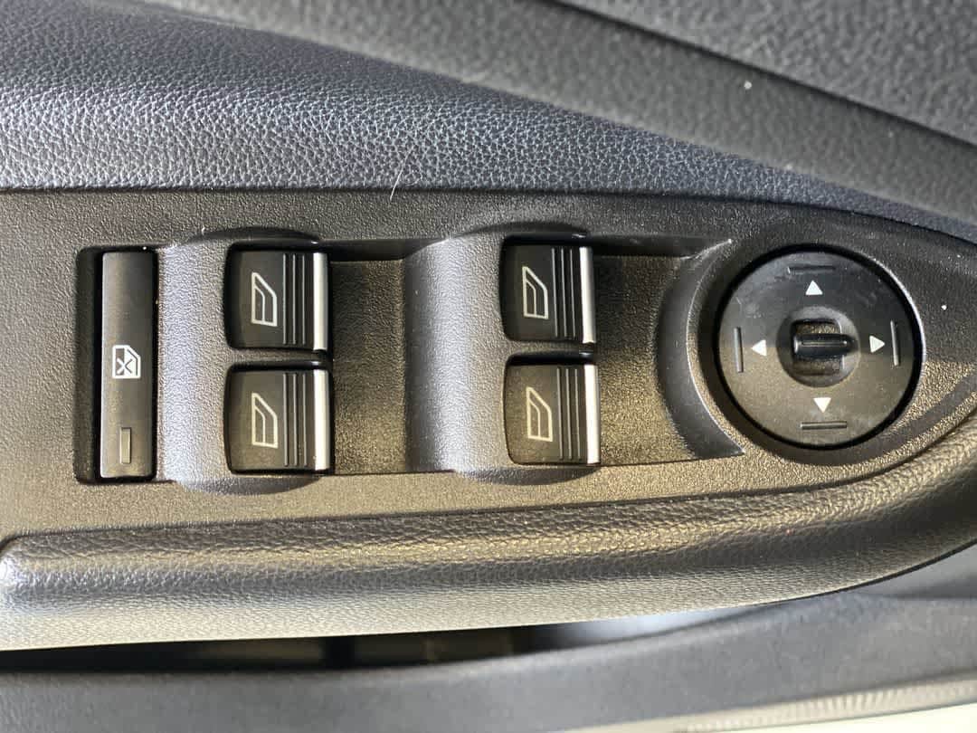 Thumbnail: 2019 Ford Escape - 16