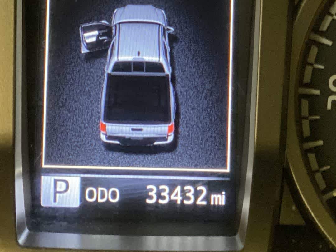 Thumbnail: 2022 Toyota Tacoma - 15