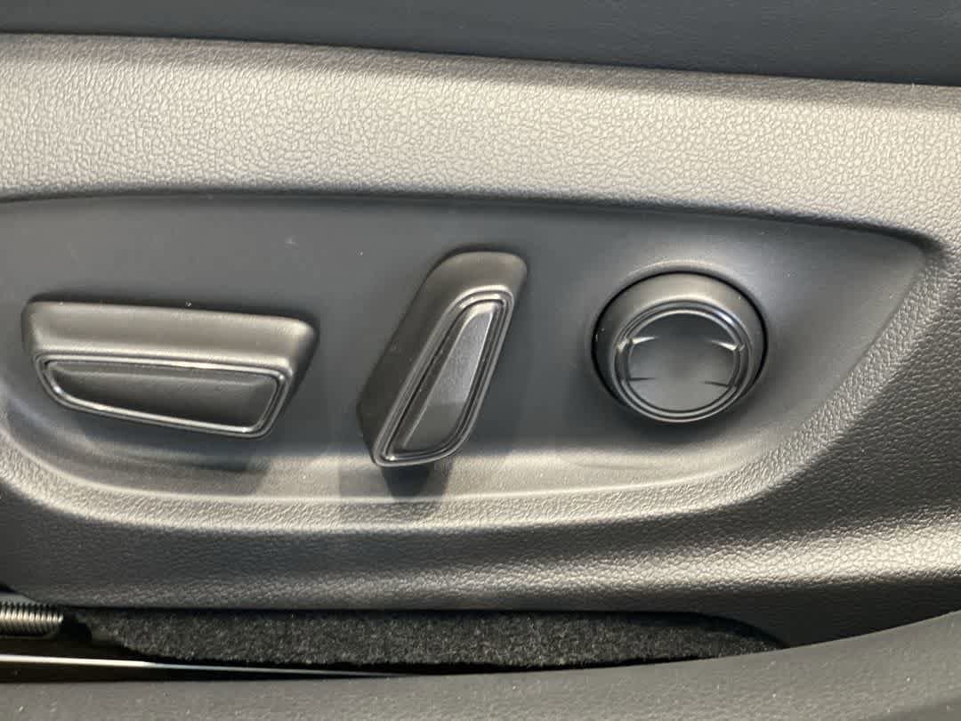 Thumbnail: 2026 Toyota Prius - 14