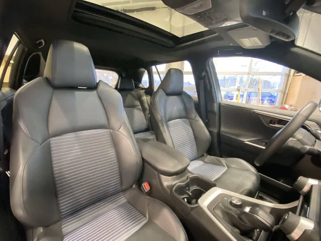 Thumbnail: 2024 Toyota RAV4 - 27