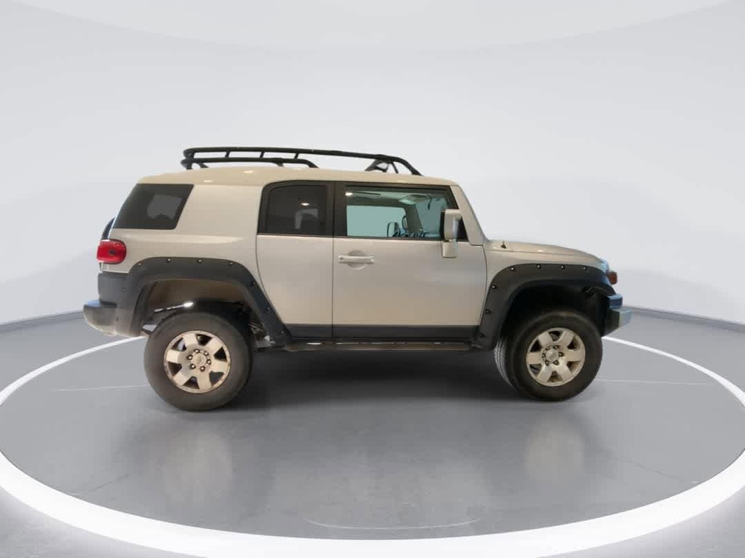 Thumbnail: 2008 Toyota FJ Cruiser - 9