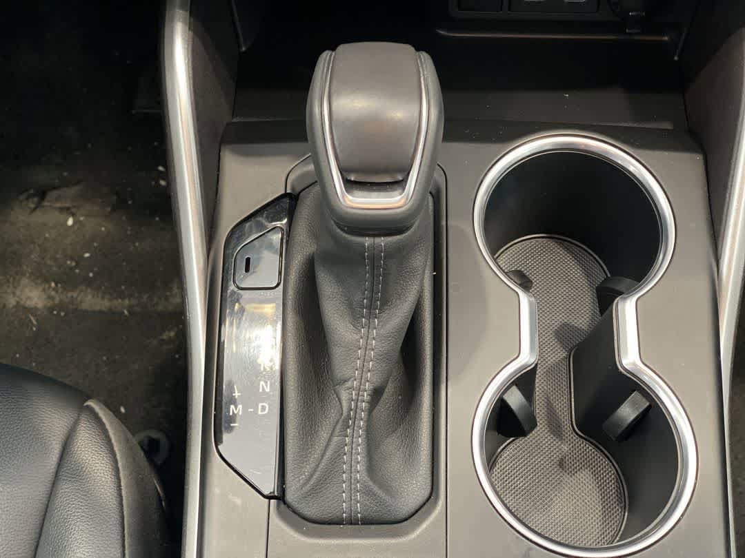 Thumbnail: 2024 Toyota Highlander - 22