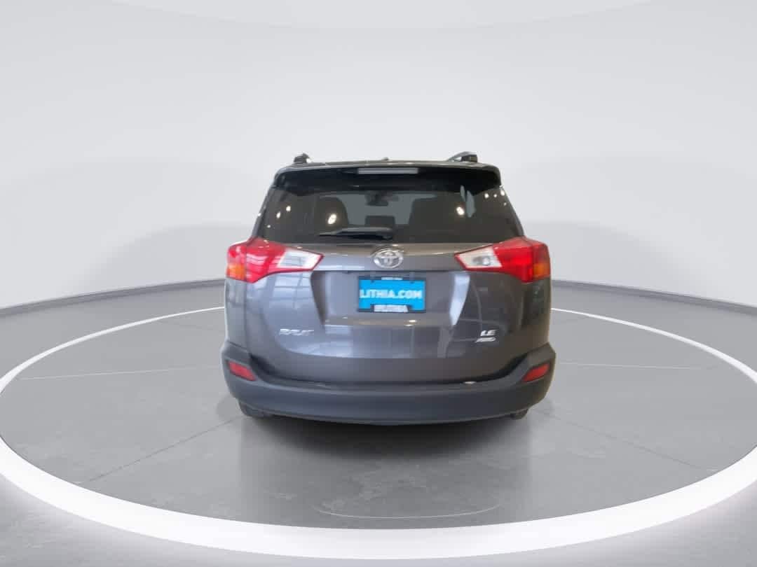 Thumbnail: 2015 Toyota RAV4 - 7