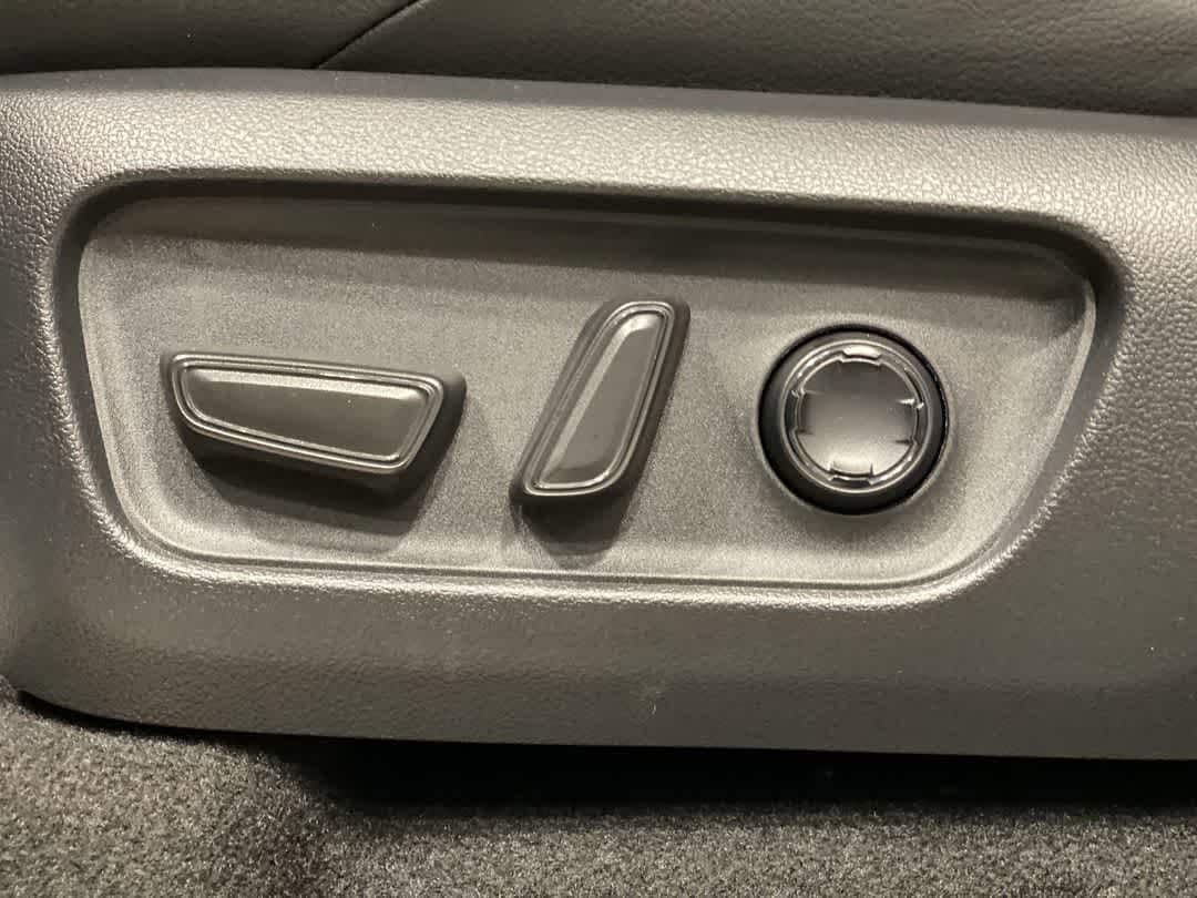 Thumbnail: 2026 Toyota 4Runner - 15