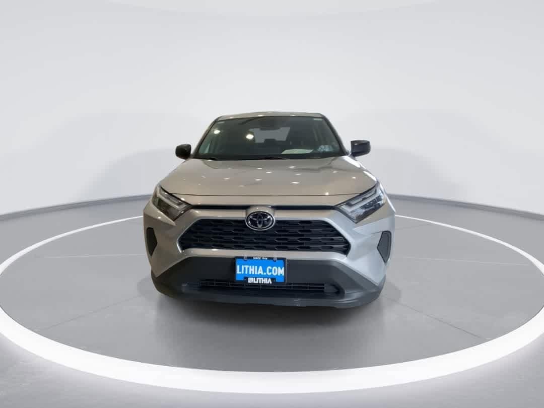 Thumbnail: 2024 Toyota RAV4 - 3