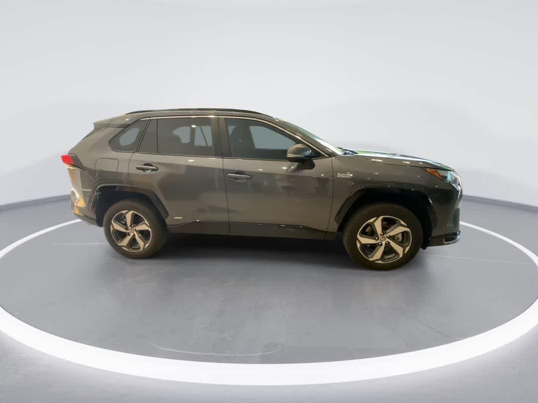 Thumbnail: 2022 Toyota RAV4 - 9