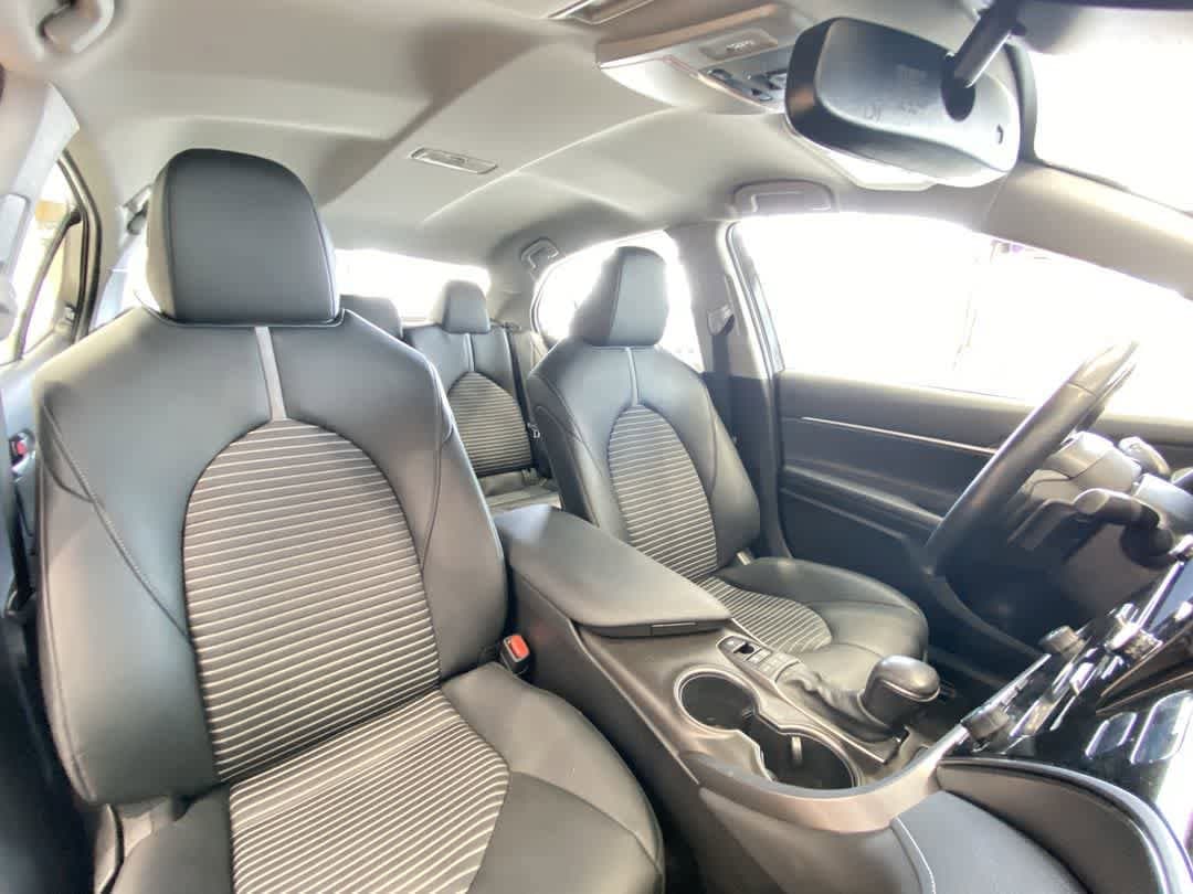 Thumbnail: 2022 Toyota Camry - 21