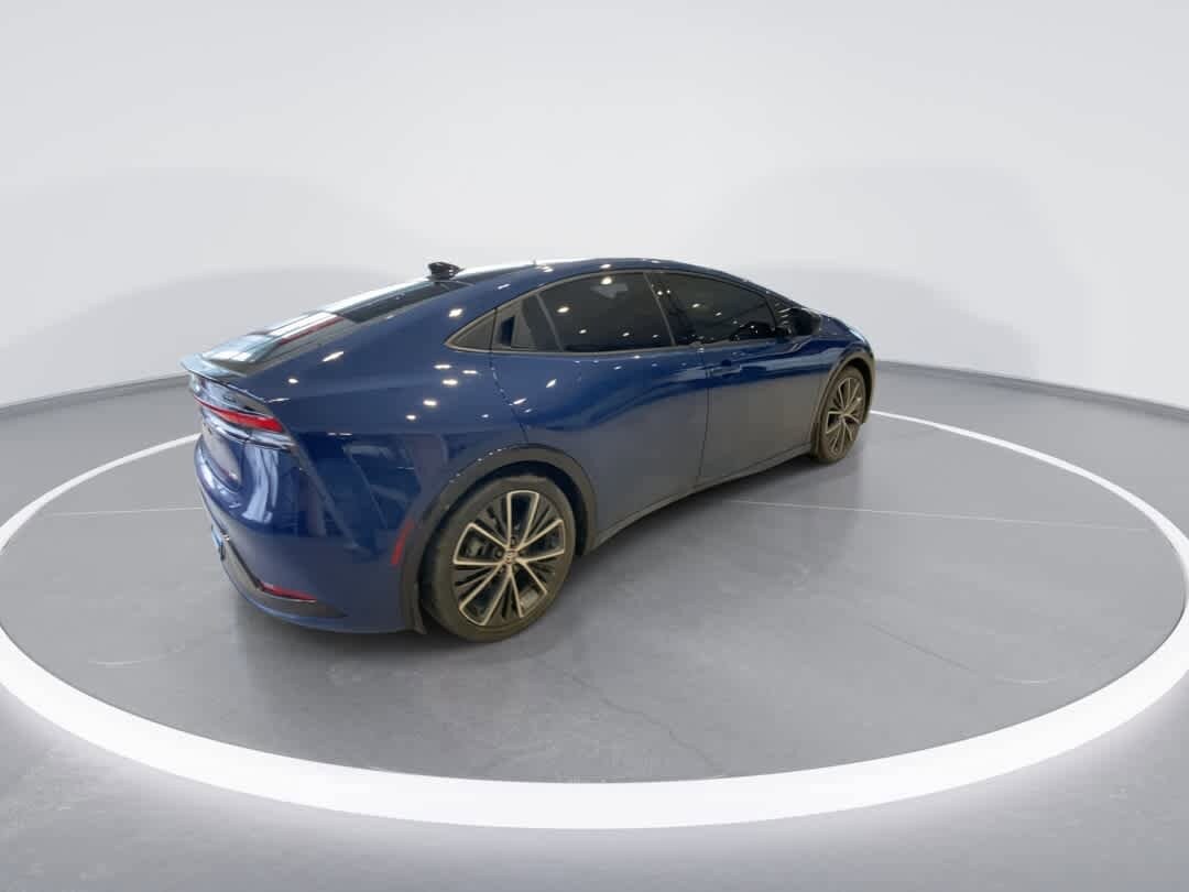 Thumbnail: 2023 Toyota Prius - 8