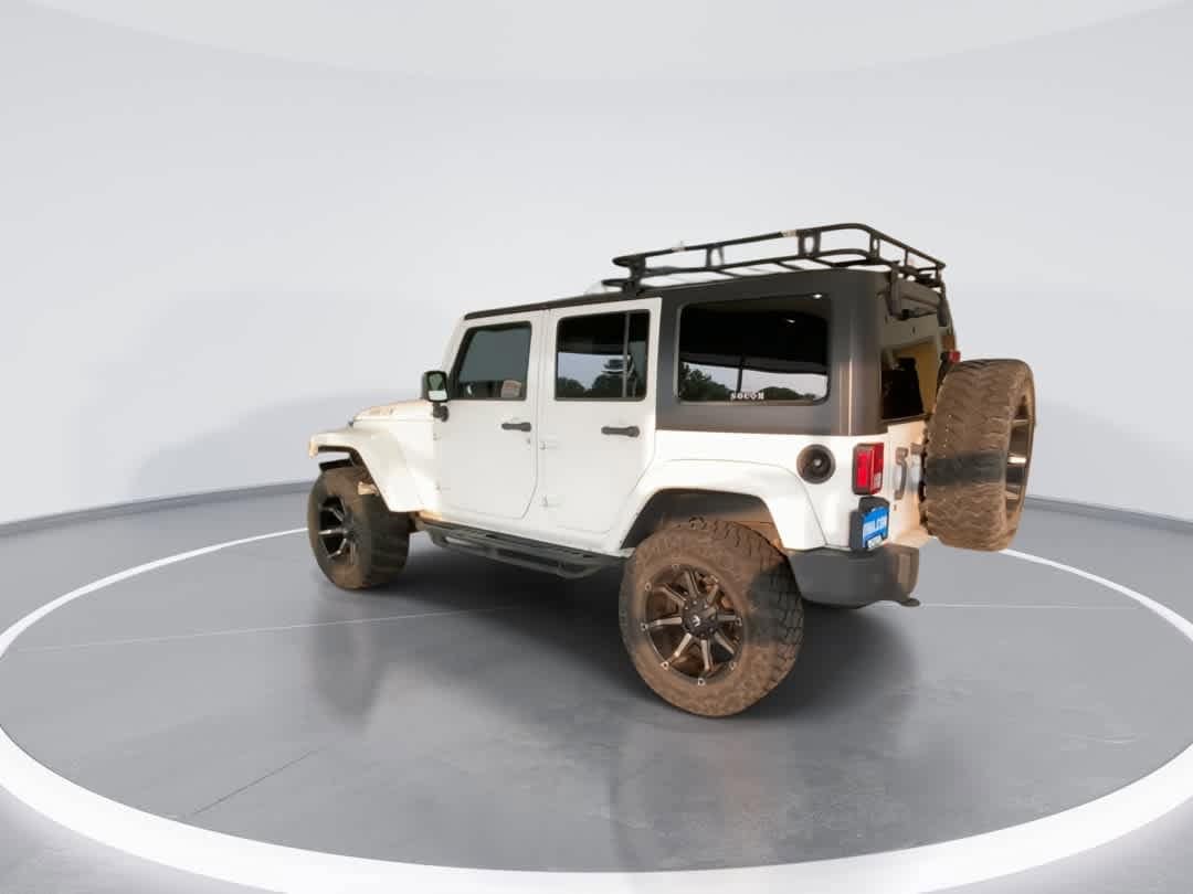 Thumbnail: 2016 Jeep Wrangler - 6