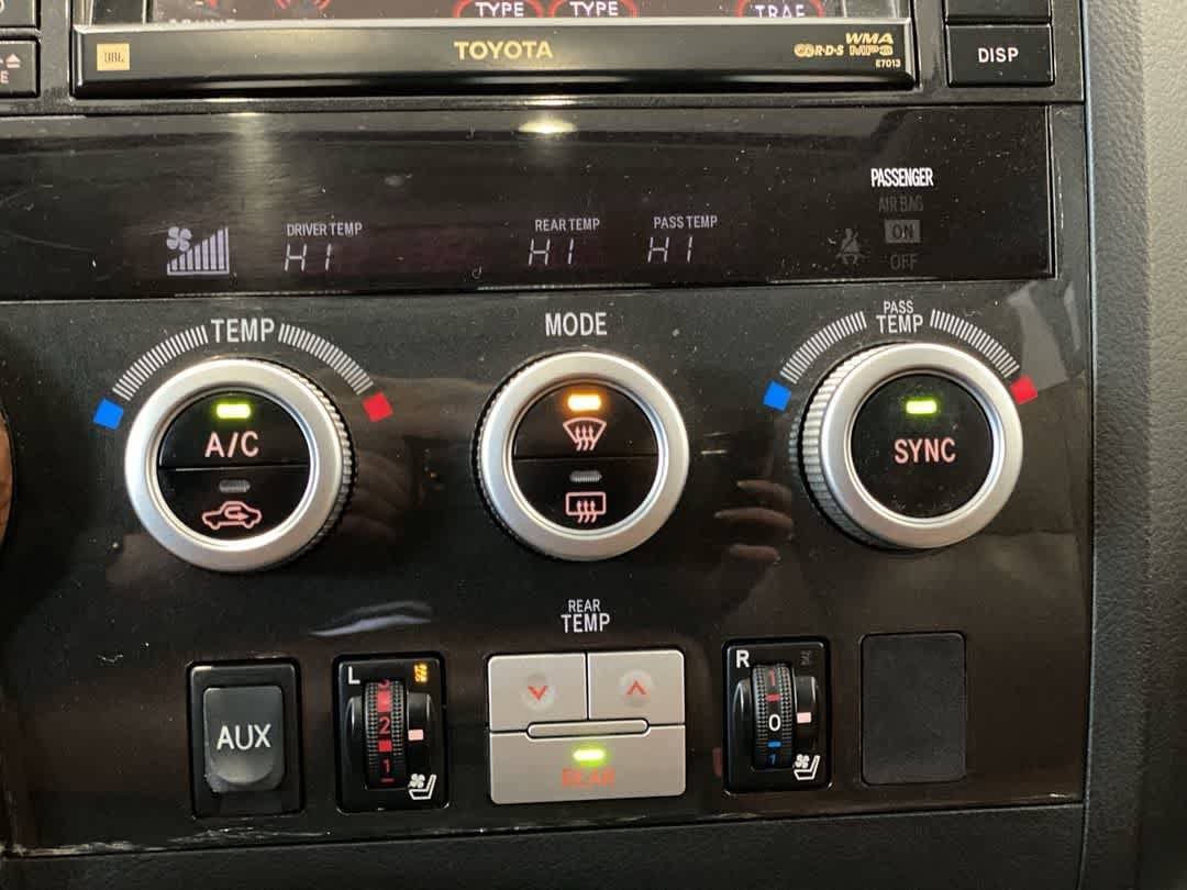 Thumbnail: 2008 Toyota Sequoia - 22