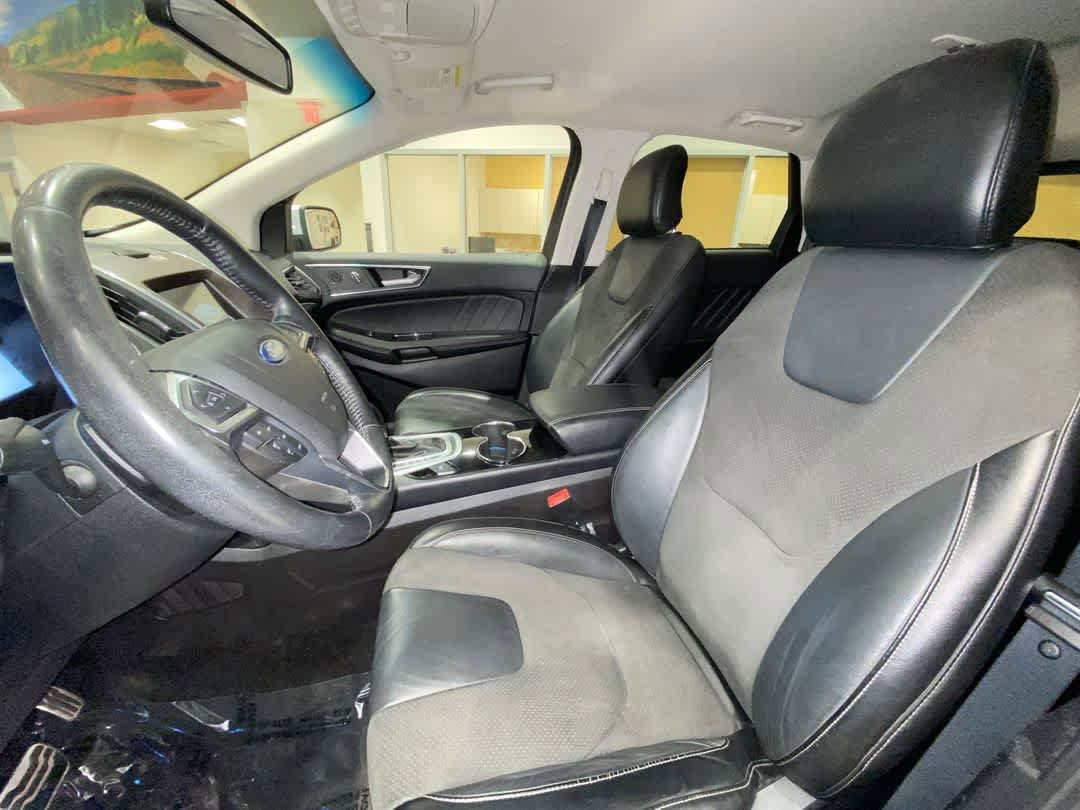 Thumbnail: 2017 Ford Edge - 13