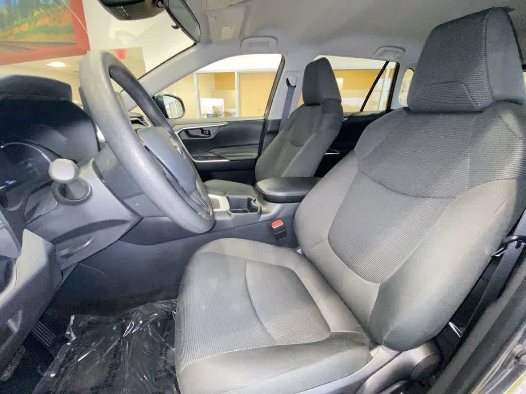 Thumbnail: 2025 Toyota RAV4 - 13