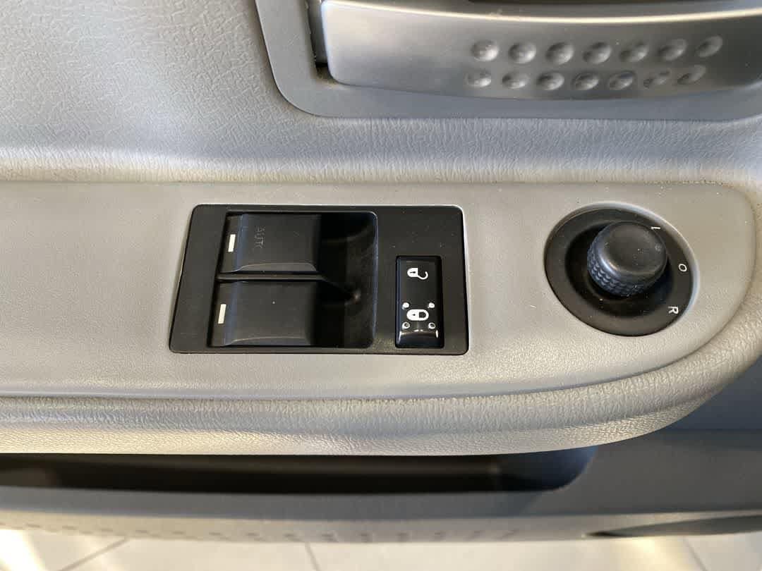 Thumbnail: 2007 Dodge Dakota - 14