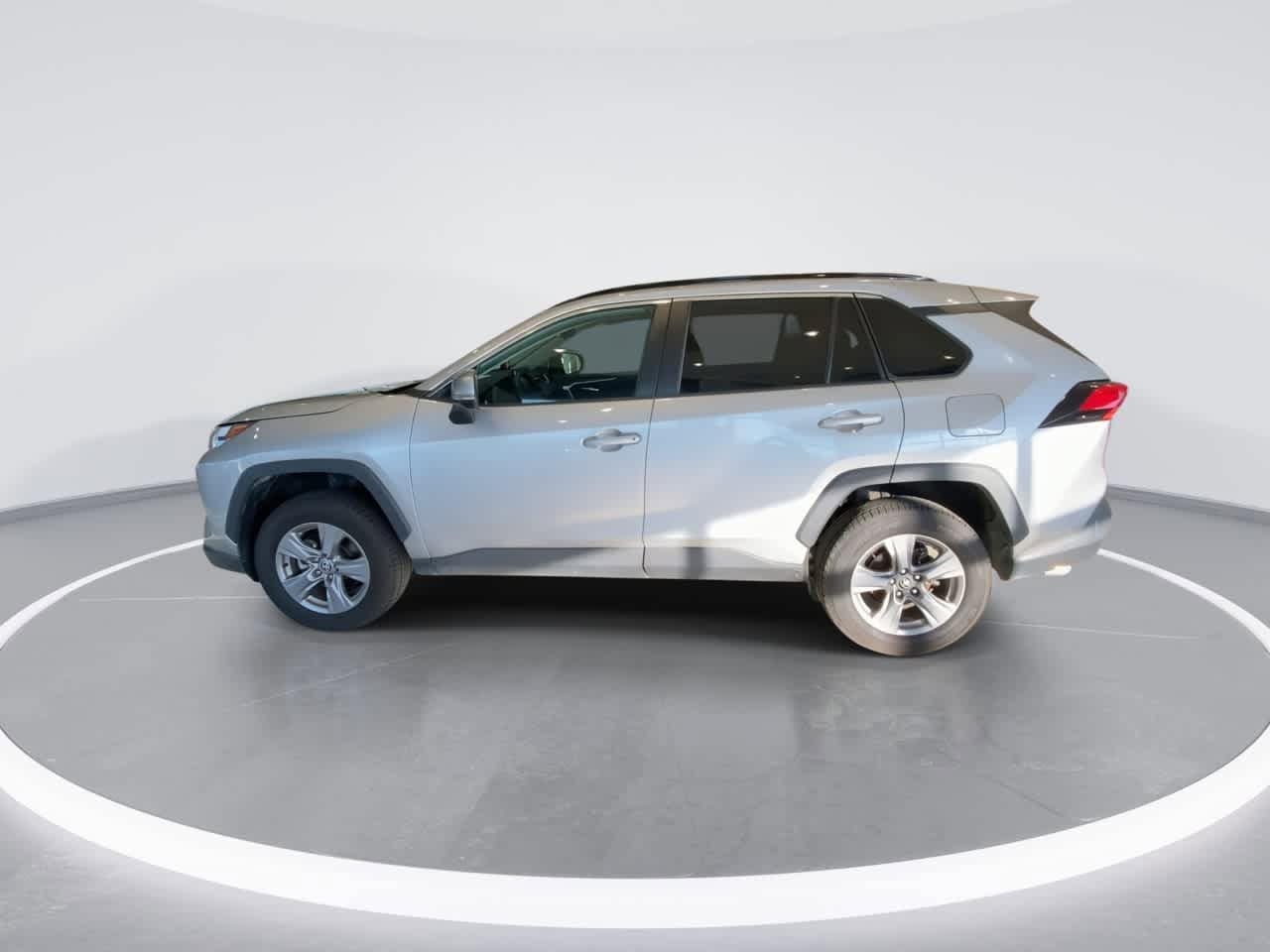 Thumbnail: 2022 Toyota RAV4 - 5
