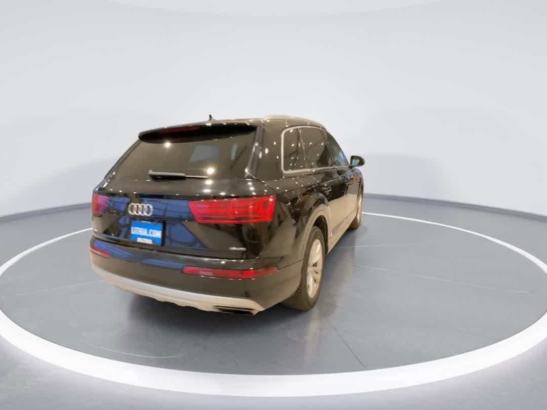 Thumbnail: 2019 Audi Q7 - 8