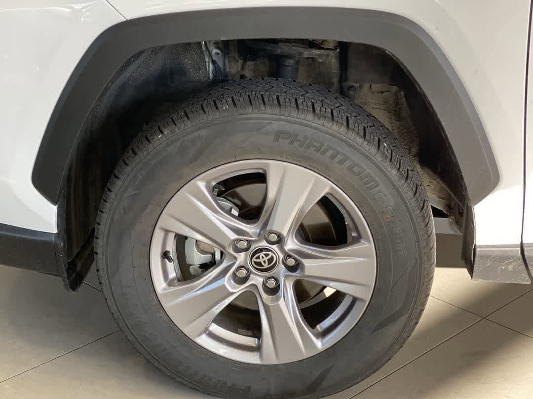 Thumbnail: 2025 Toyota RAV4 - 13