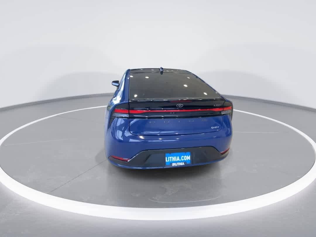 Thumbnail: 2023 Toyota Prius - 7