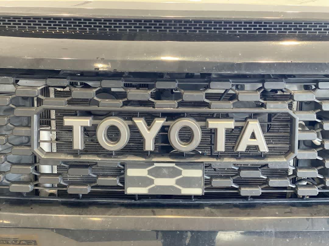 Thumbnail: 2020 Toyota Tundra - 10