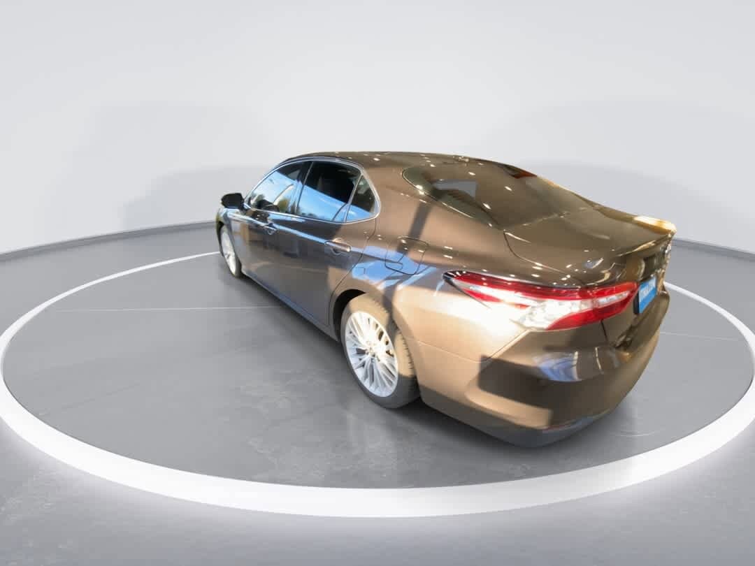 Thumbnail: 2018 Toyota Camry - 6