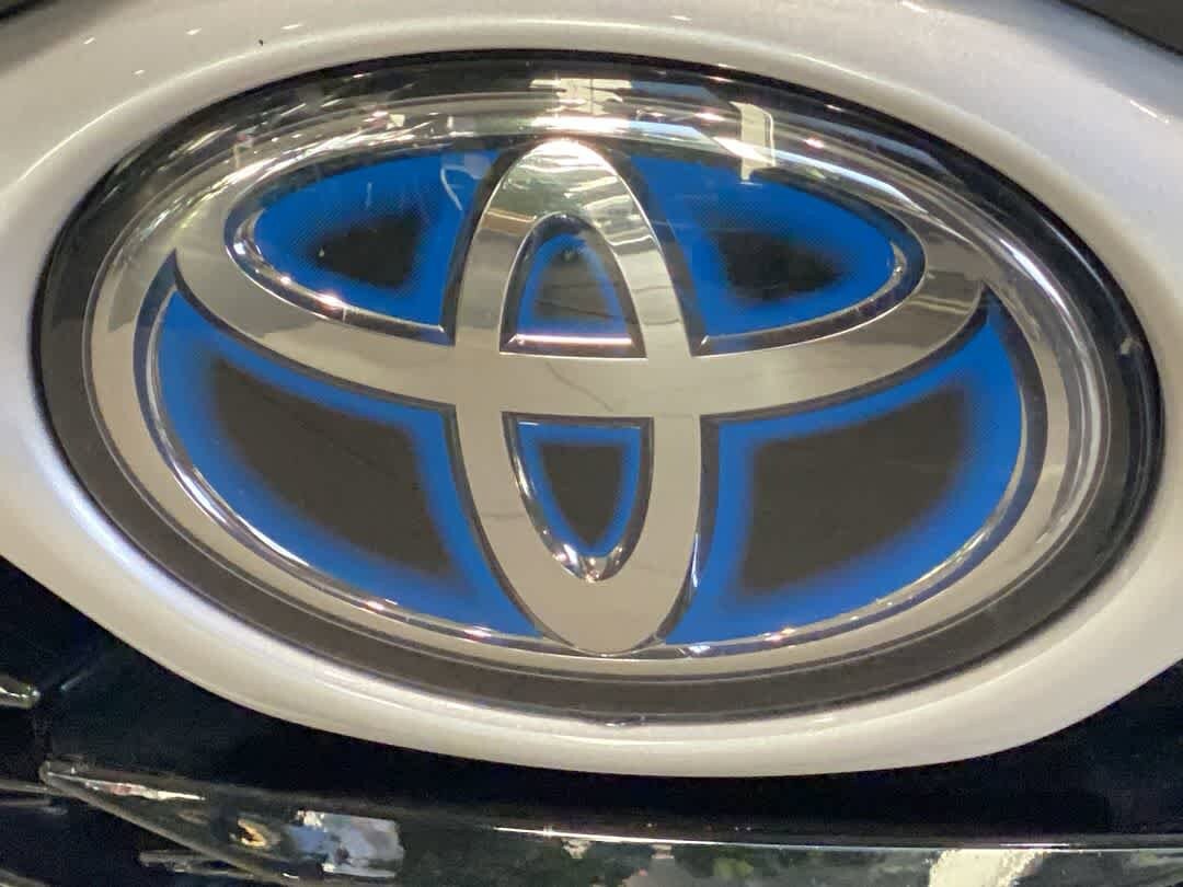 Thumbnail: 2022 Toyota Highlander - 9