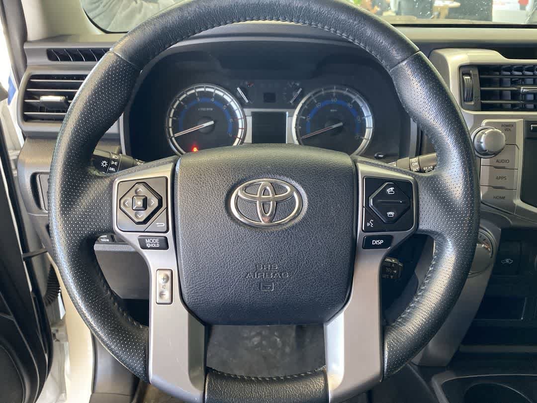 Thumbnail: 2019 Toyota 4Runner - 17